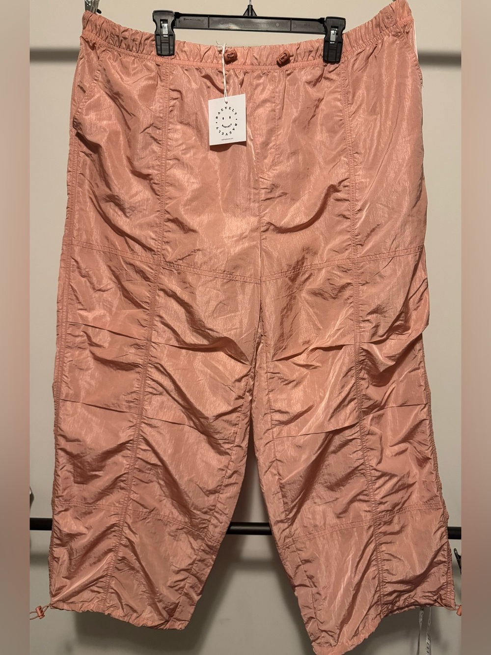 Baevely Lightweight Nylon Windbreaker Pants with Toggle Tabs